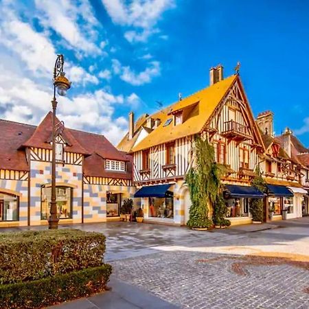 Le Camaieu Deauville Exterior foto
